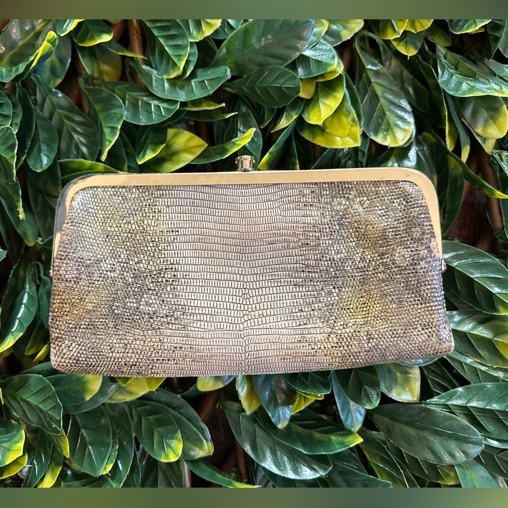 Genuine Leather Gold Clasp Snakeskin Pattern Wallet